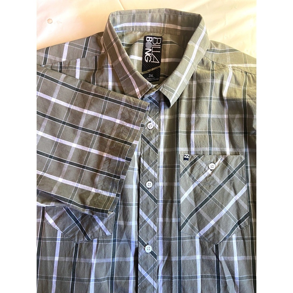 Billabong Mens 2XL Olive Green Plaid Short Sleeve Button Down Shirt Dual Pockets